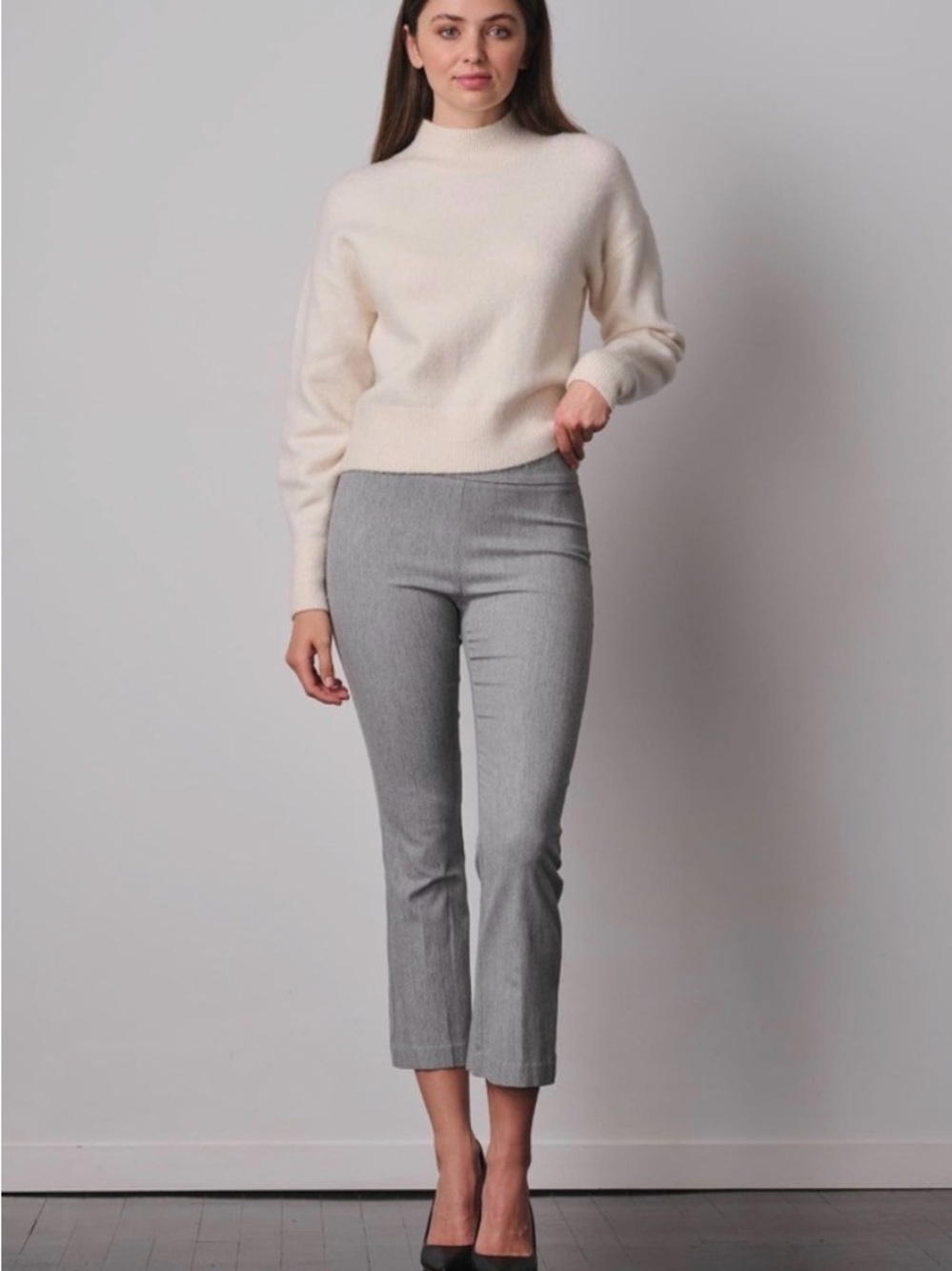 💛 NWT Avenue Montaigne Leo Flannel Pants in Light Gray